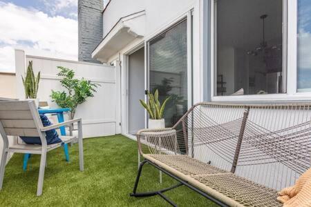 Amazing Ocean View - Luxury Manhattan Beach 1 Bedroom - Parking المظهر الخارجي الصورة